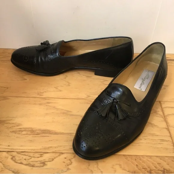 Mezlan Black Leather Loafer with tassels 10 M Barcelona Handmade in Spain Mezlan Barcelona Black Leather Cap Toe Tassle Loafers Shoes  main image 3